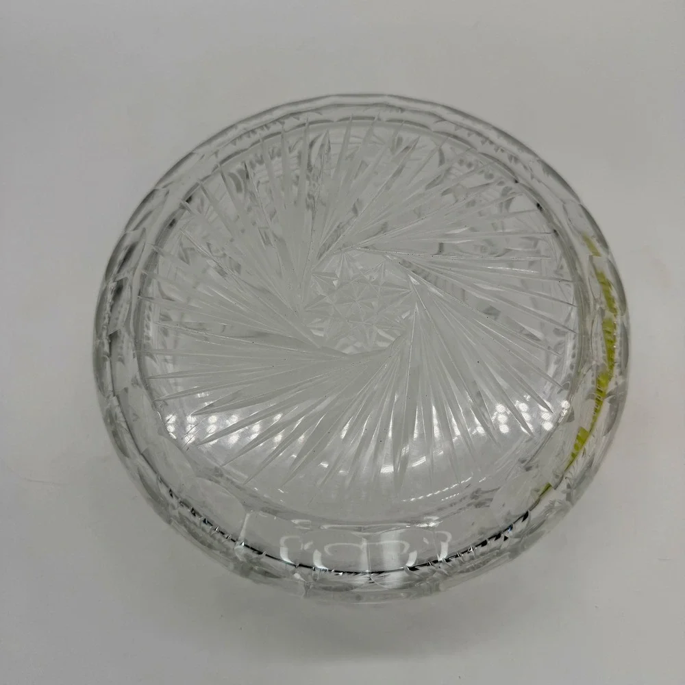Unbranded Pinwheel Star Cut Glass Serving Bowl Scalloped‎ Rim Vintage Excellent